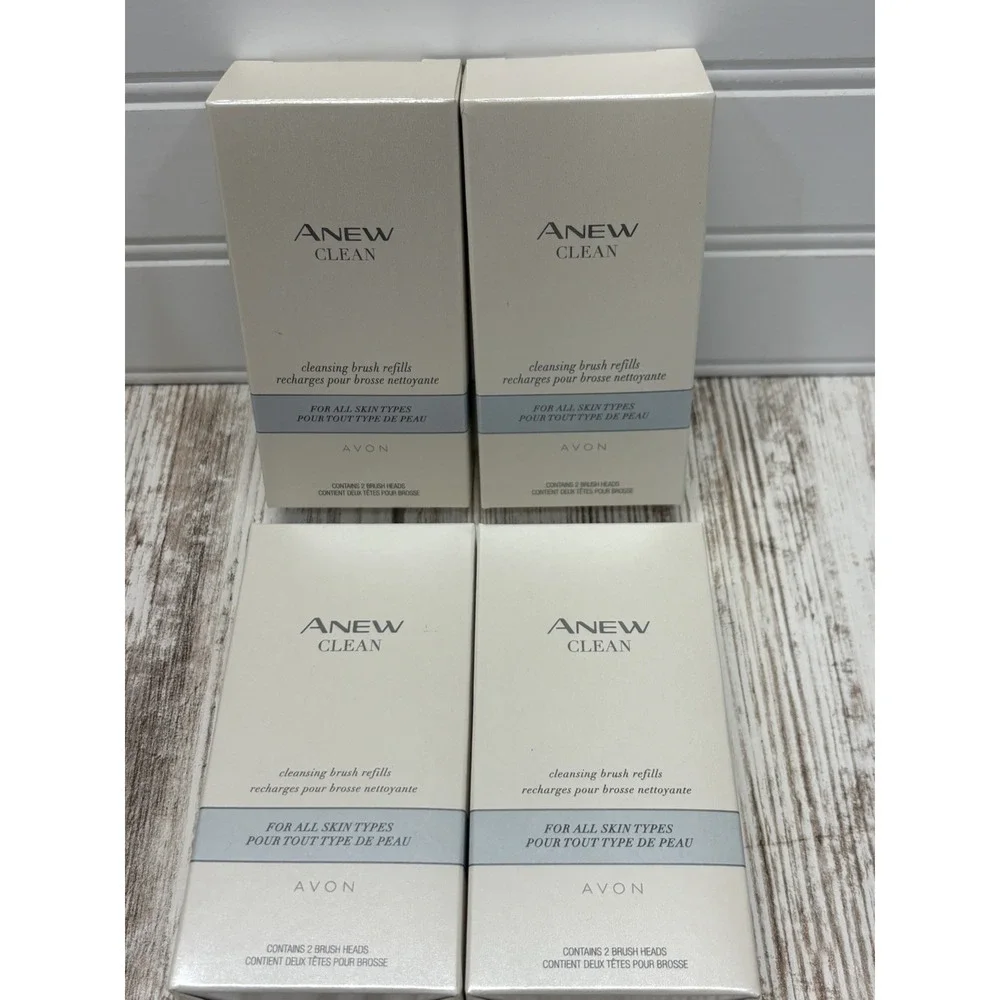 Avon ANEW Clean Cleansing Brush For All Skin Types Plus 4 Brush Refills NEW